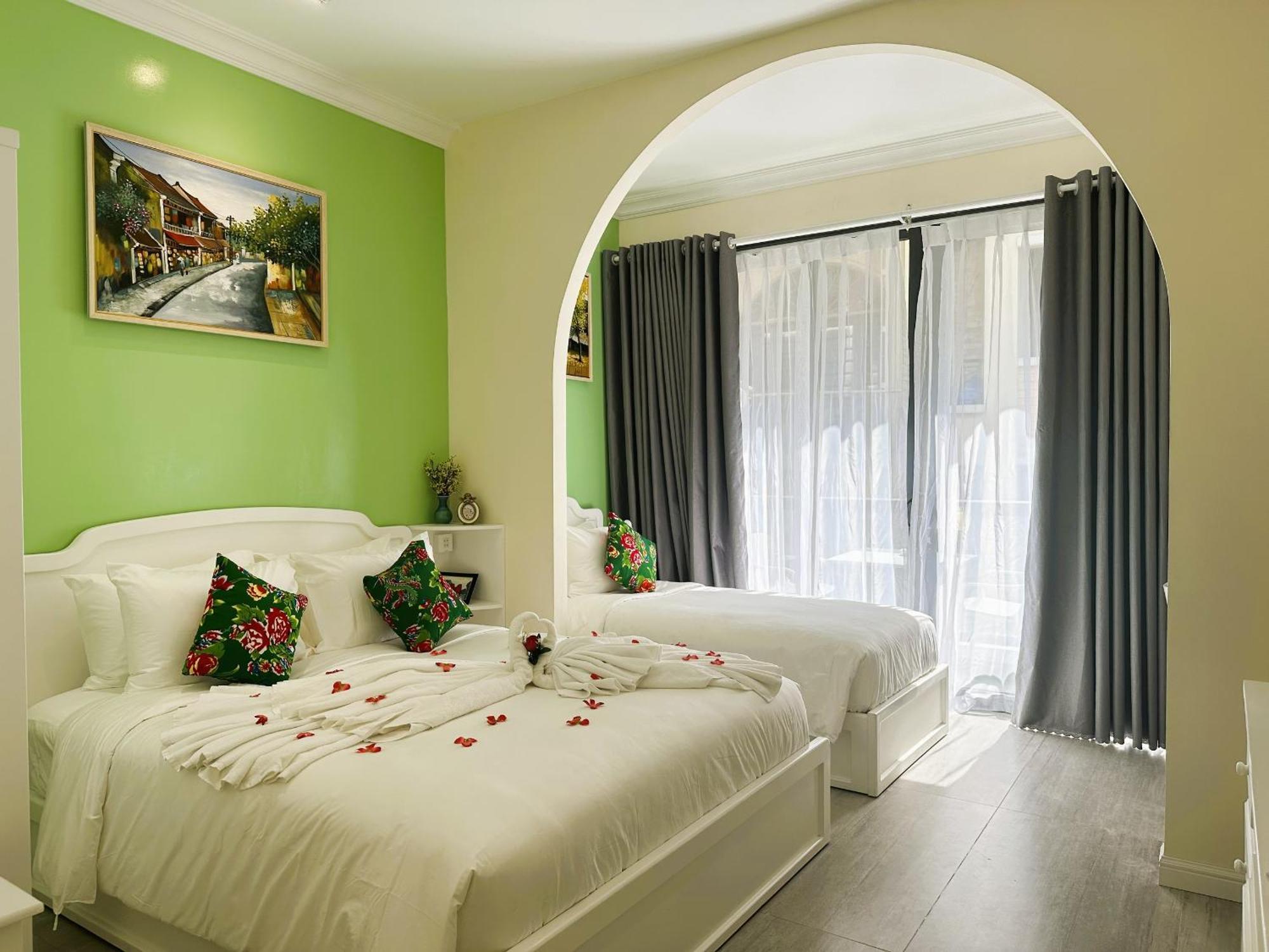 Chez Mimosa Boutique - New Address 135 Tran Hung Dao Hotel Ho Chi Minh City Exterior photo